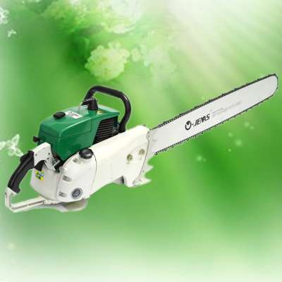 tree cutter working wood gasoline chainsaw 070